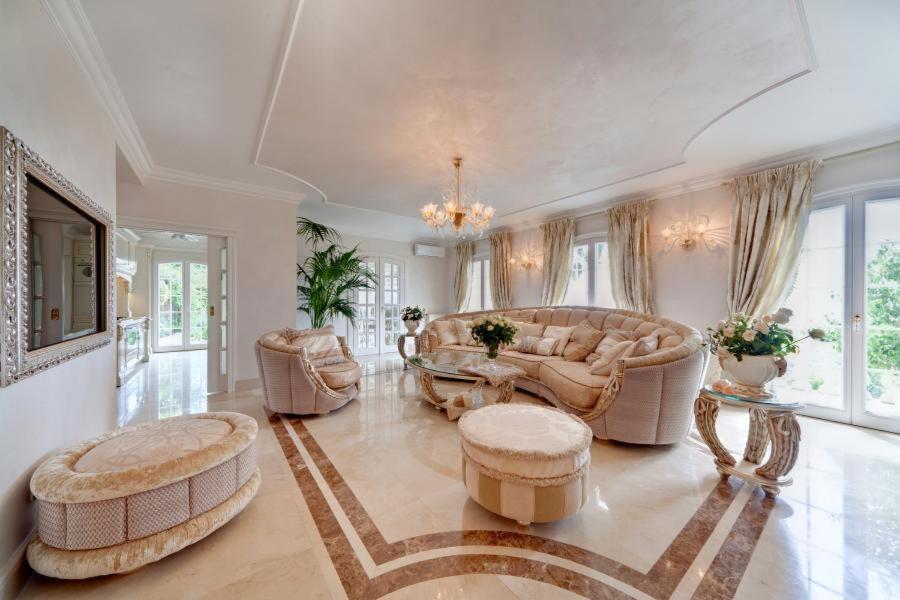 Saint-Jeannet  Villa Gloria الغرفة الصورة