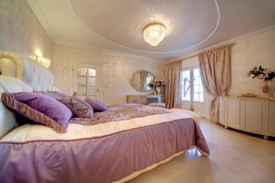 Saint-Jeannet  Villa Gloria الغرفة الصورة