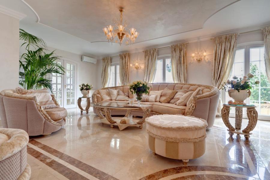 Saint-Jeannet  Villa Gloria الغرفة الصورة