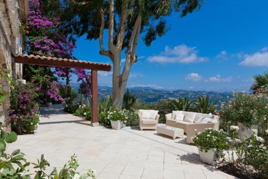Saint-Jeannet  Villa Gloria المظهر الخارجي الصورة
